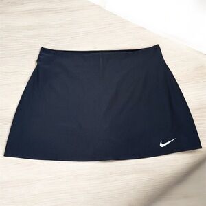 Nike Tennis/Golf Skort Black Size L
